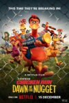 Filmposter van Chicken Run: Dawn of the Nugget met diverse van klei gemaakte kippen die zwaarbewapend door een hek breken.